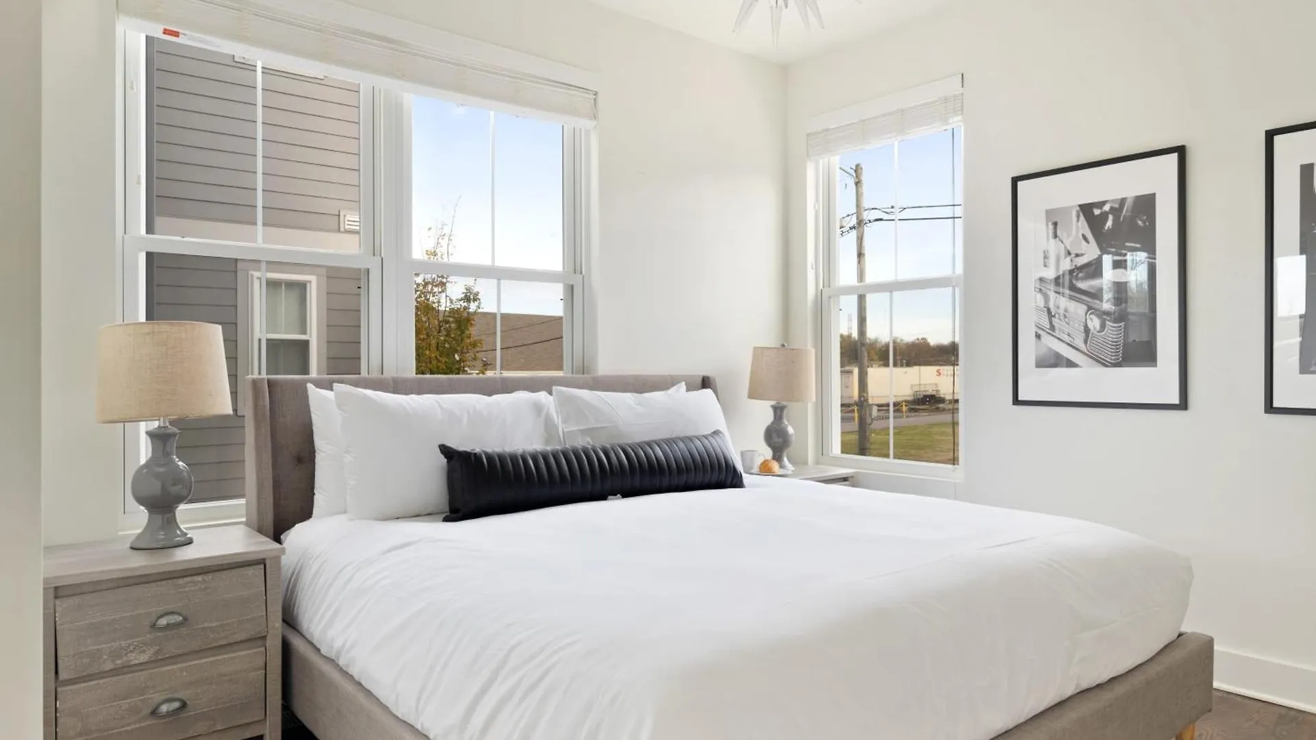 Hart Suite Buyout 3 By Avantstay Two Town House Buyout W Modern Amenities In Nashville 0*,  Amerikai Egyesült Államok